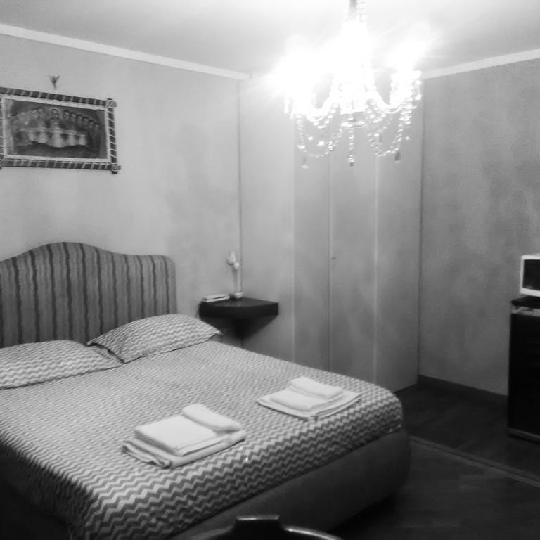B&B Zia Sua نابولي المظهر الخارجي الصورة